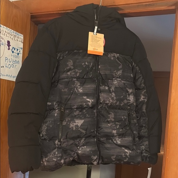 ZeroXposur Kids Puffer Jacket - Black and Gray - Picture 1 of 6